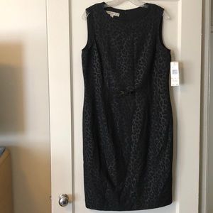 Evan-Picone Black Leopard Sheath Dress Structured Lined Buckle Detail LBD 12 NEW